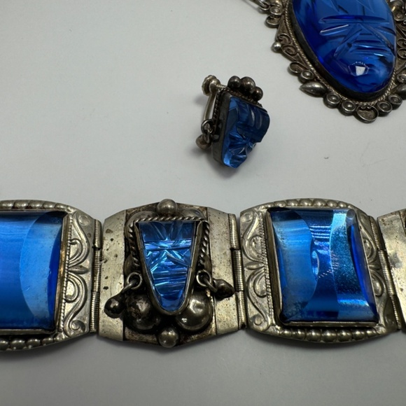 RARE (Entire Full Set) 1960s Taxco Sterling Silver and Blue Glass Jewelry Marked - Picture 5 of 15